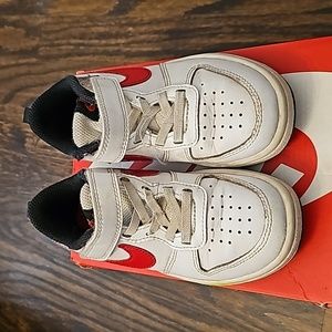 Nike Court borough low